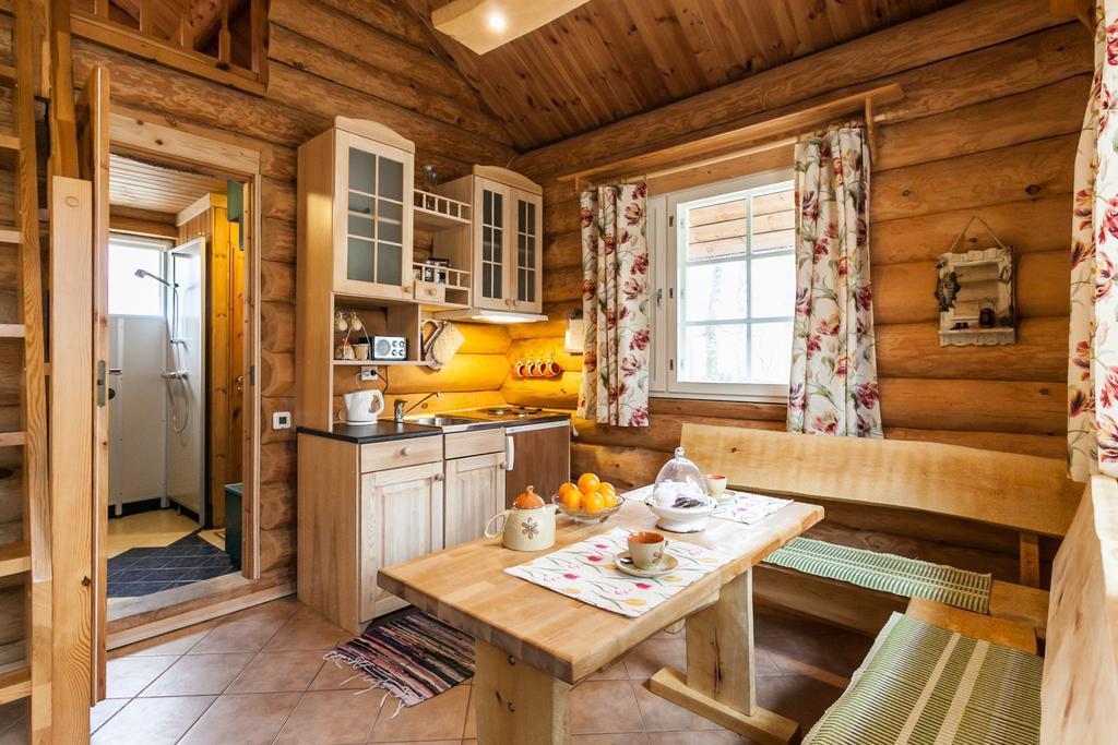 Koru Cottage Laagri Room photo