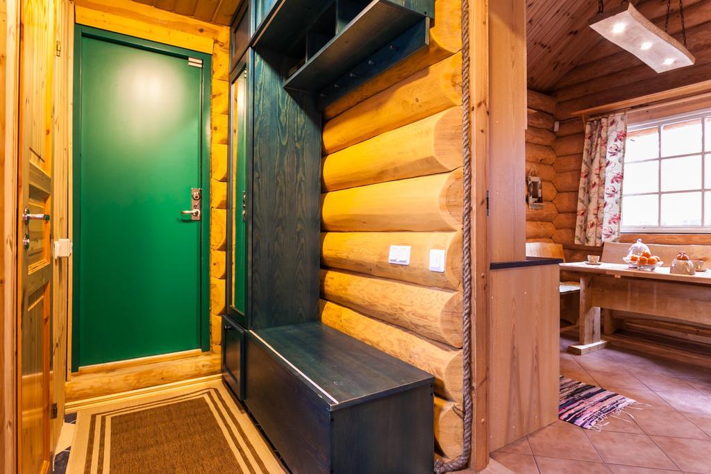 Koru Cottage Laagri Room photo